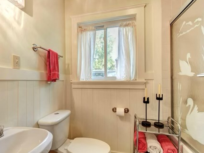 Handyman Services - Bathroom Remodel